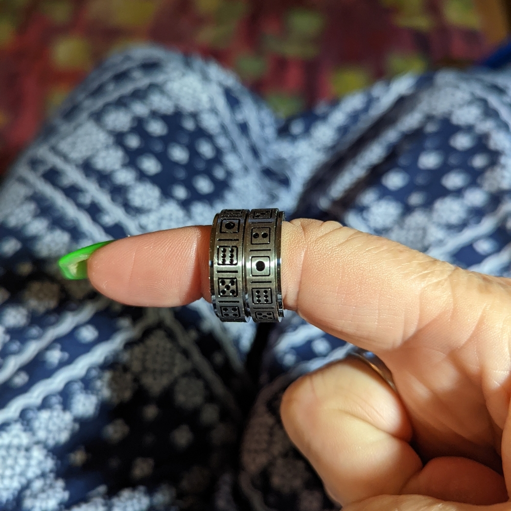 Spinner Ring Size 8